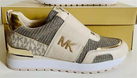 is michael kors shoes true to size|michael kors size 2.